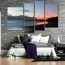 Load image into Gallery viewer, 4 Piece Grey Canvas Wall Art Golden Gate Bridge San francisco
