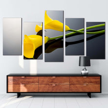 Load image into Gallery viewer, Isolated Lilies Canvas Print Calla Lily Floral Canvas Print Yellow Flowers 5 Piece Canvas WallArt For Living room
