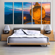 Load image into Gallery viewer, Kyaiktiyo pagoda Buddha 5 panel canvas print In Bedroom
