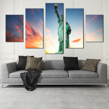 Load image into Gallery viewer, Modern  Statue  of  Liberty  New  York  Blue  Sky  5  panel  canvas  print For Living Room
