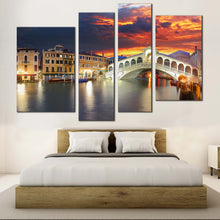 Load image into Gallery viewer, Ponte Rialto Canvas Wall Art Grey Italy Gondola Seascape Canvas Set Venice City Rialto Bridge  4 Piece Canvas Print 
